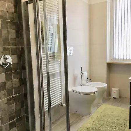 A Casa Di Chiara * Stresa