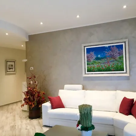 A Casa Di Chiara Apartamento Stresa
